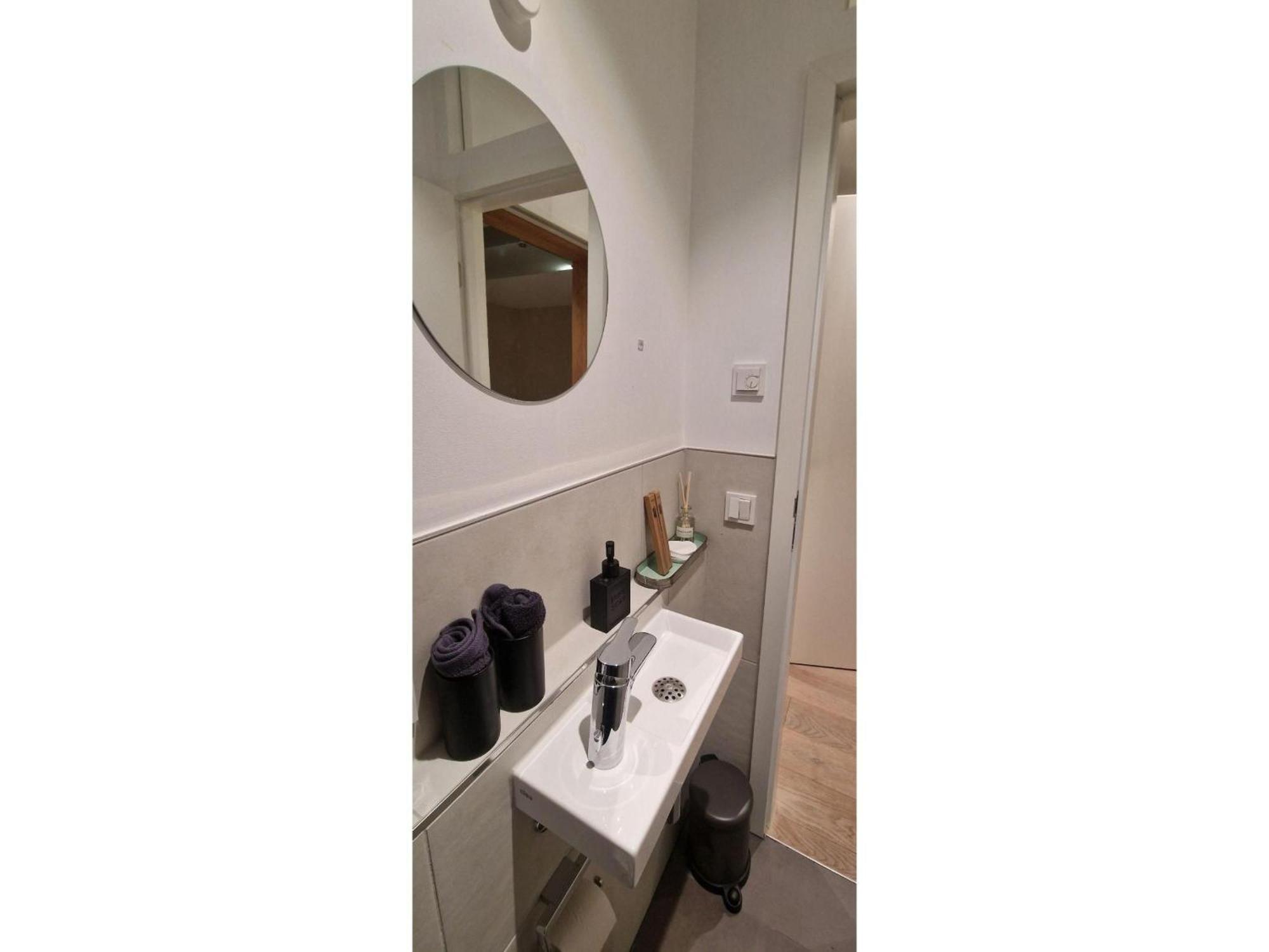 Stadtnahes Gaestezimmer Im Penthouse Bei Esi Tübingen Buitenkant foto